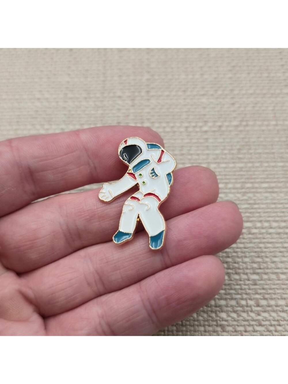 Floating Astronaut in Space Suit White Novelty Enamel Lapel Pin A8924